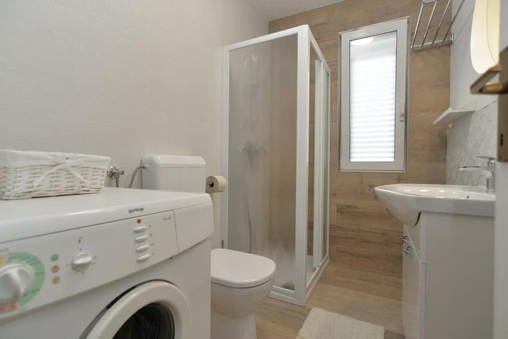 Ground Floor - Friendly In The Garden + Free Parking * Poreč